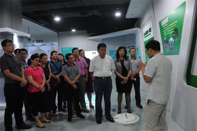深化拓展“两学一做”，认证助力质量提升中国认证认可协会与中环联合认证中心共同开展主题党日活动