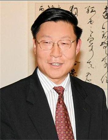 李新实  副会长